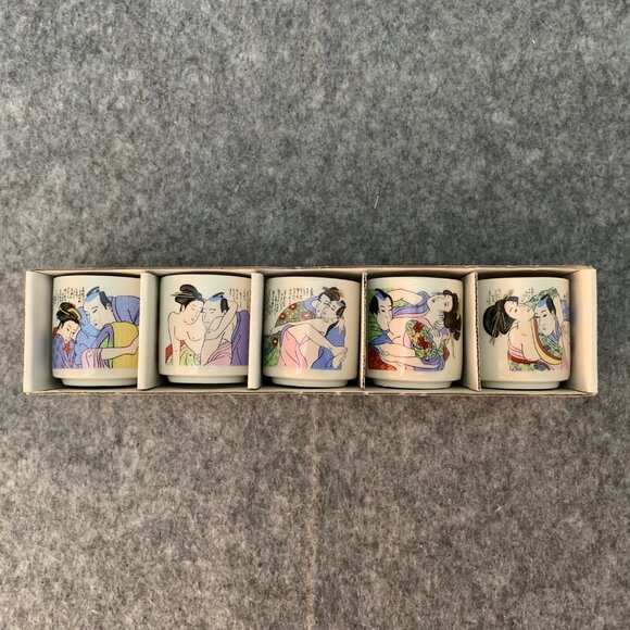 Shunga Sake Cup Set Vintage Japan Erotic Art Set of 5 Cups - Picture 2 of 5